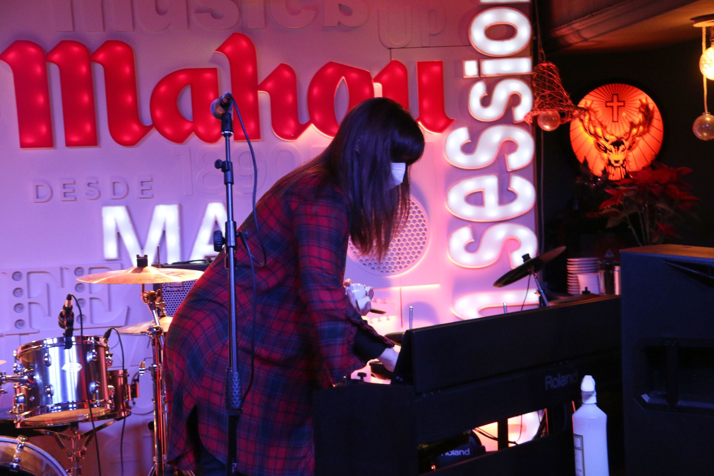 Concierto navideño de la escuela de música de Villaquilambre 'Rock Schoo León' en El Gran Café.
