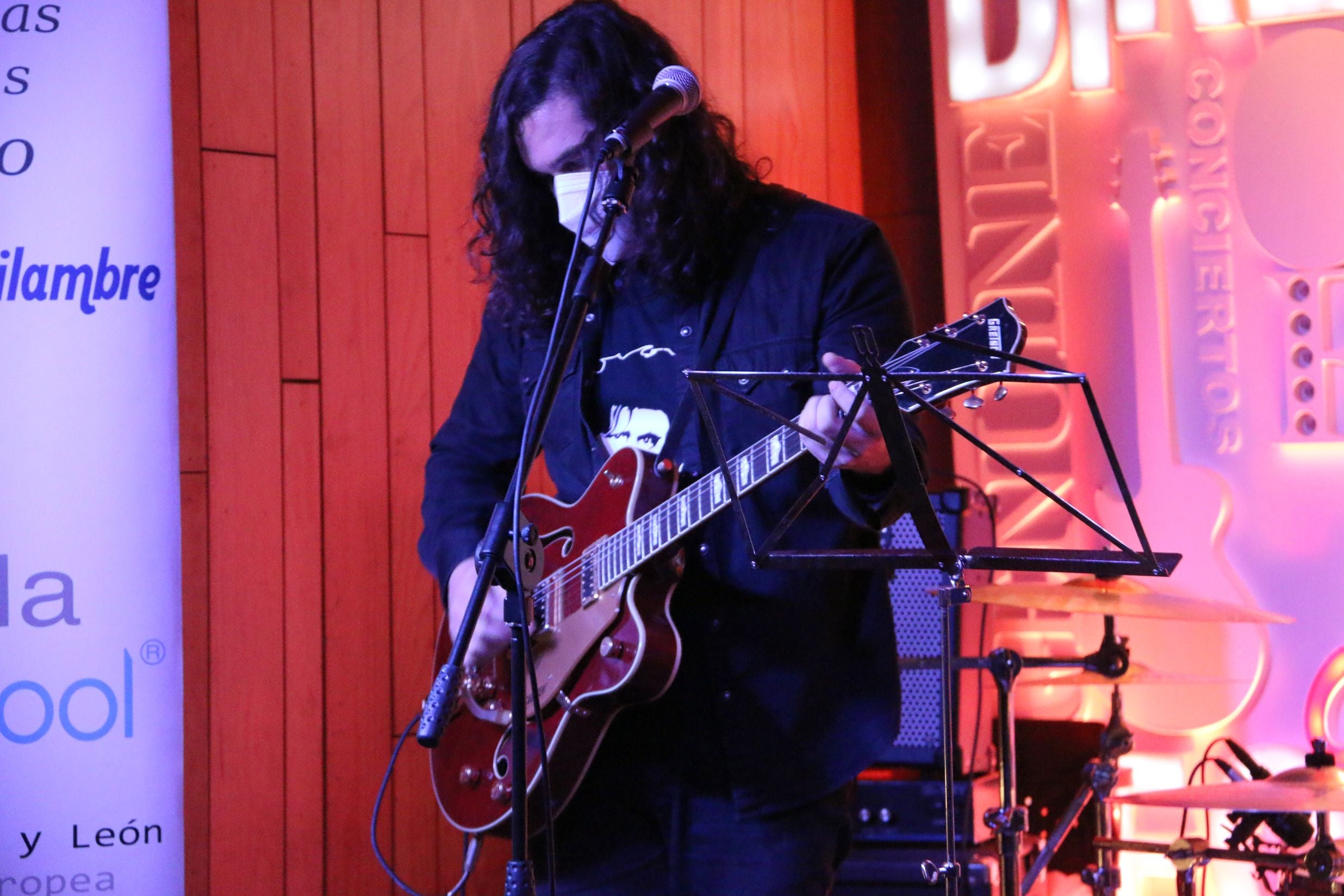 Concierto navideño de la escuela de música de Villaquilambre 'Rock Schoo León' en El Gran Café.
