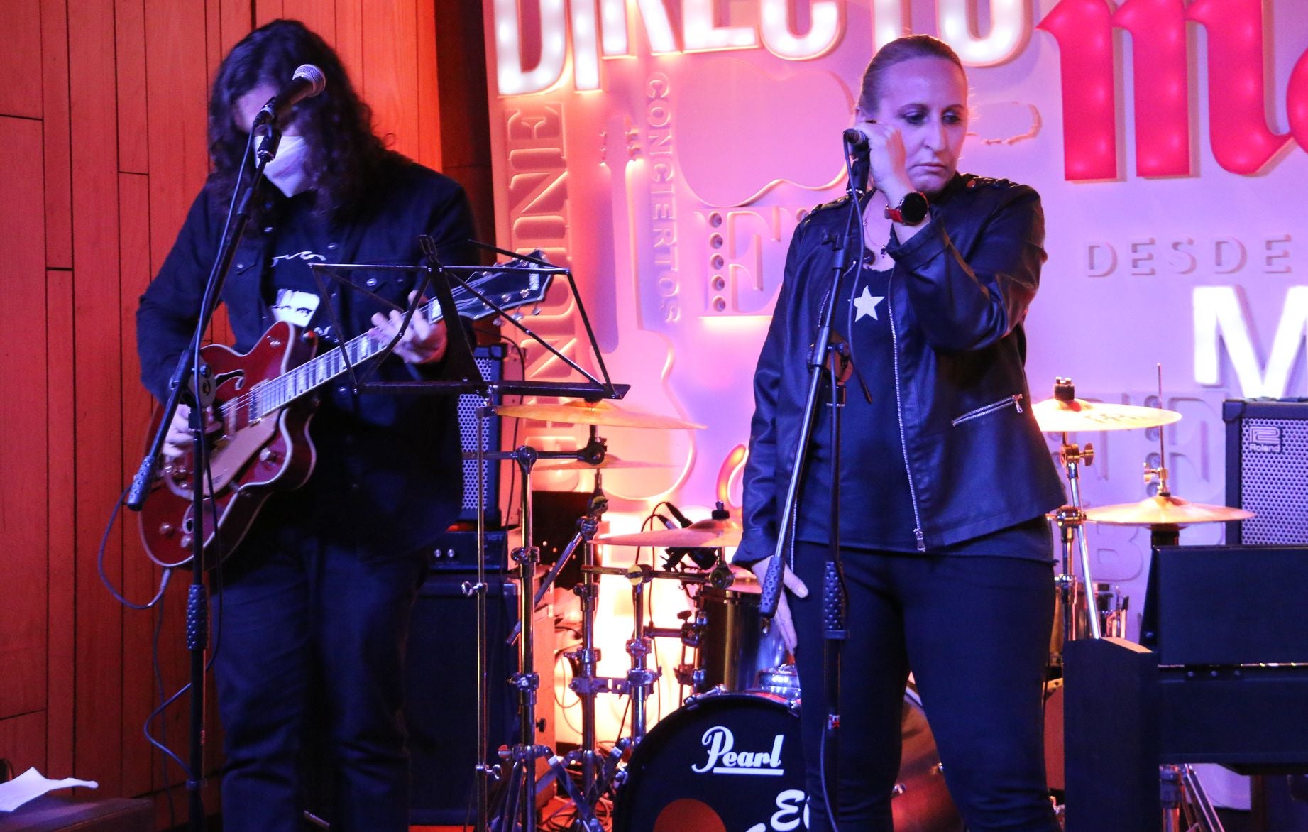 Concierto navideño de la escuela de música de Villaquilambre 'Rock Schoo León' en El Gran Café.