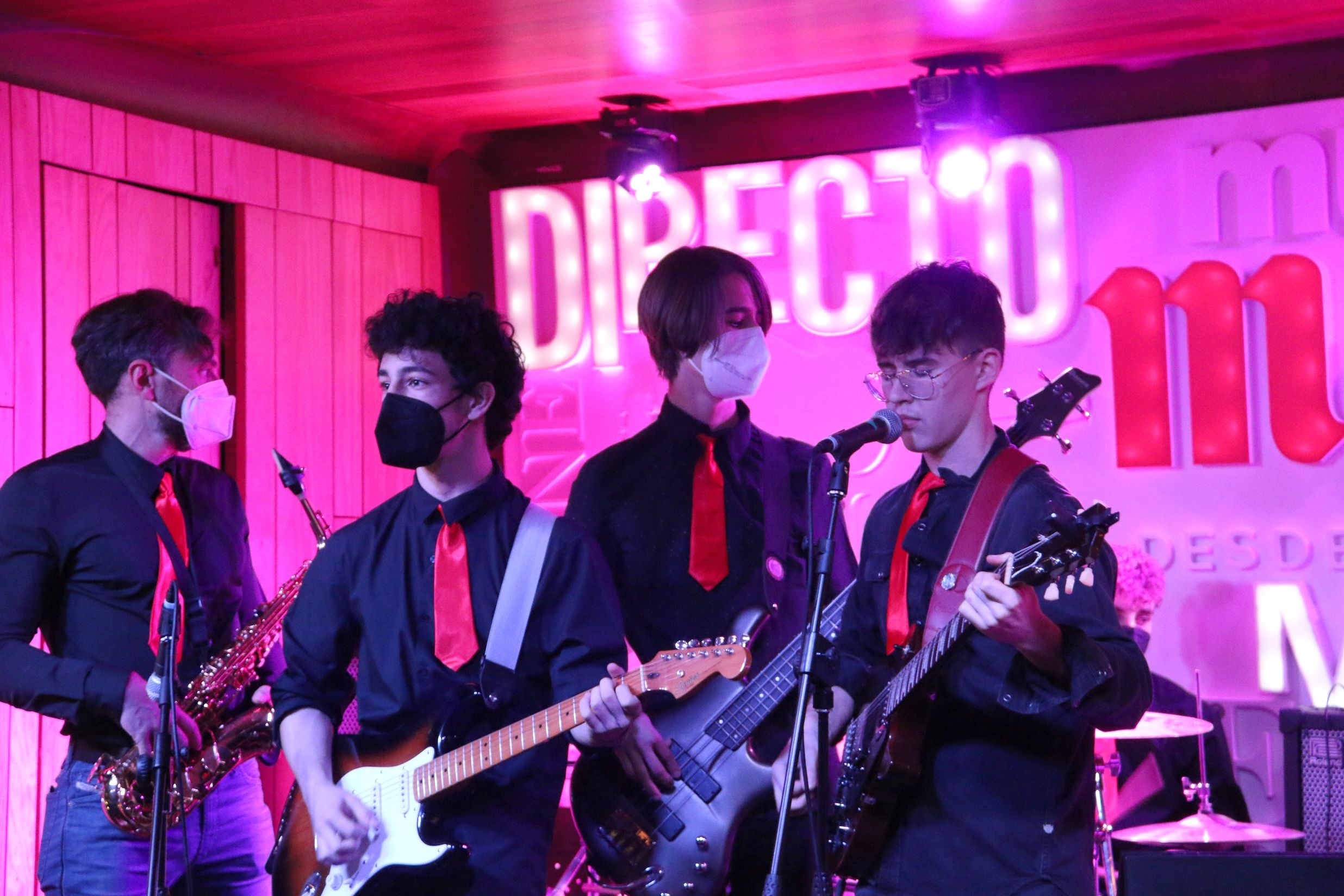 Concierto navideño de la escuela de música de Villaquilambre 'Rock Schoo León' en El Gran Café.