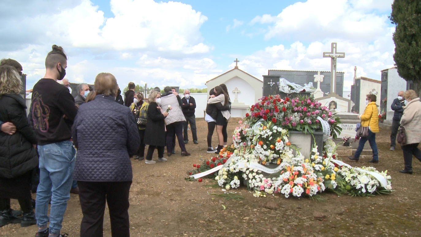 En mayo, la localidad de Valdespino decía adiós a Roberto Fraile, asesinado en Burkina Faso mientras grababa un documental