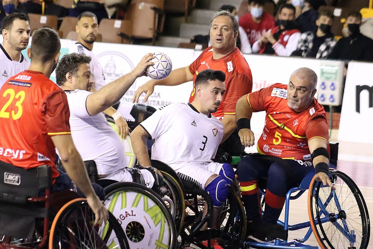 El Palacio de los Deportes acogió el primer partido de la Selección Española de Balonmano adapto, que se enfrentó al combinado portugués