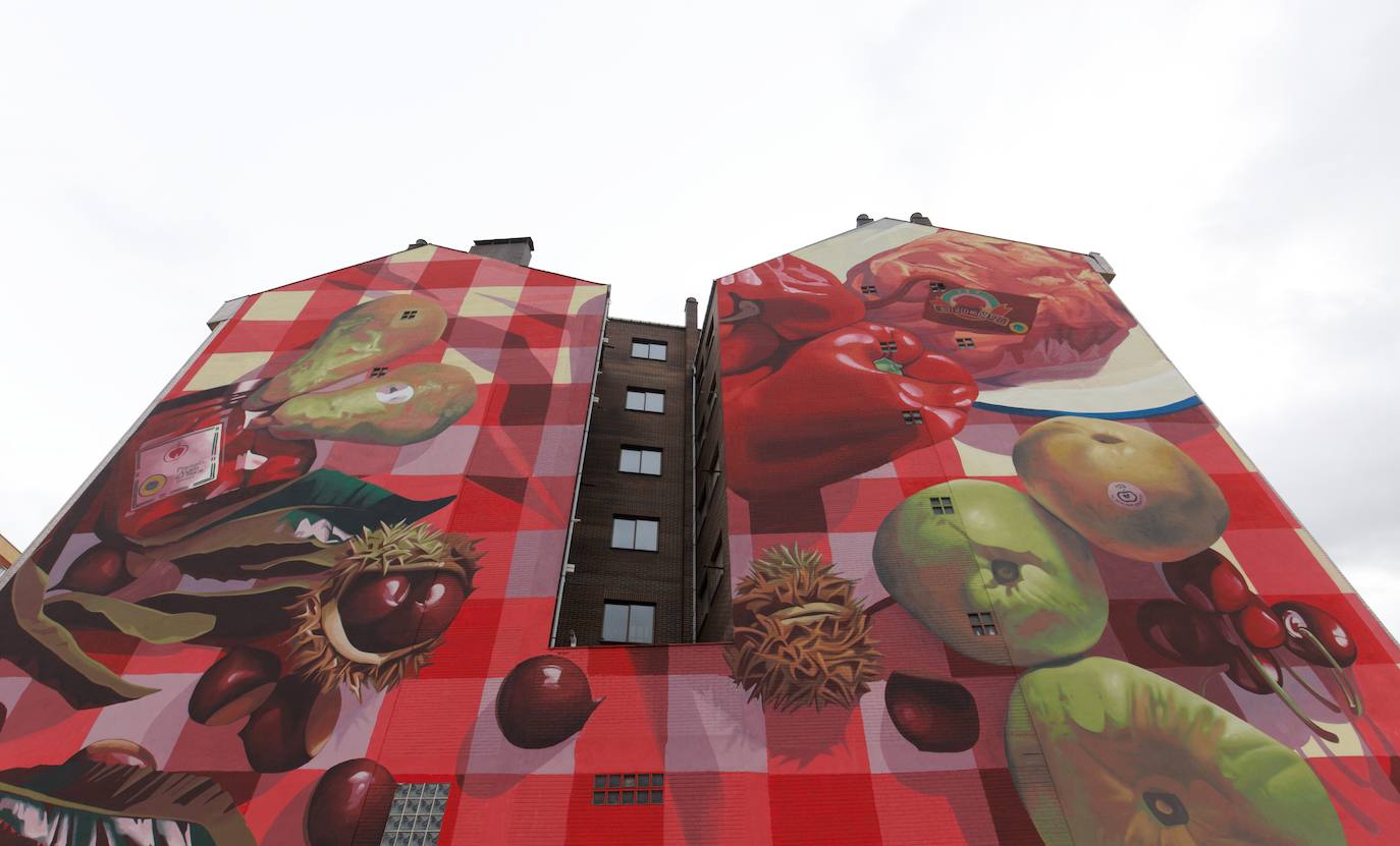 Presentación del grafiti promocional de la Agrupación de Alimentos de Calidad del Bierzo. 