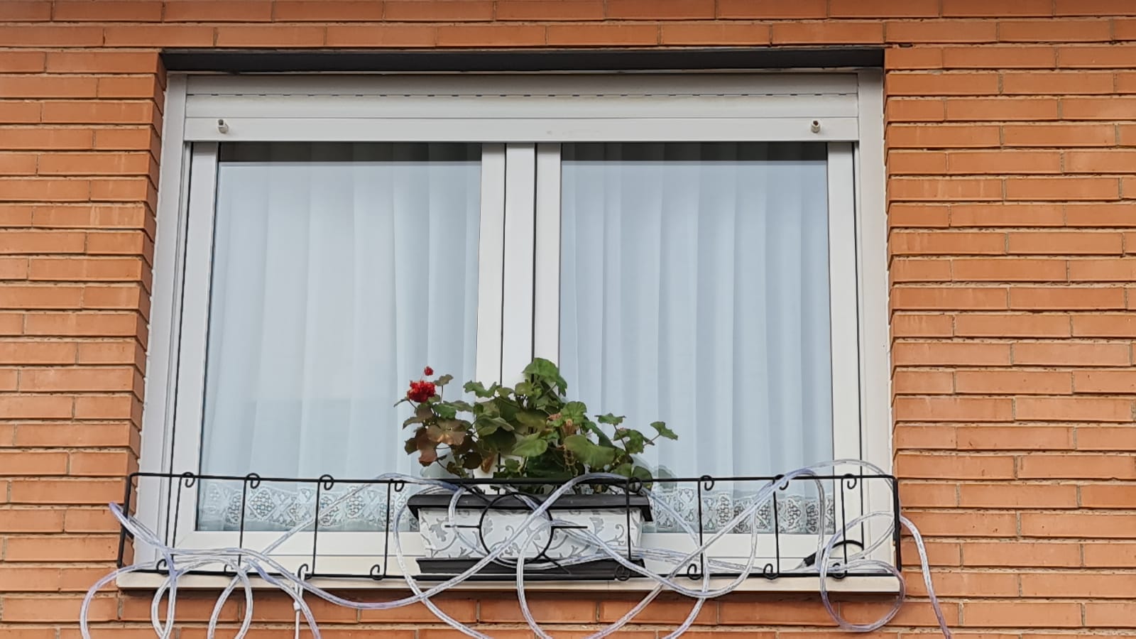 Los hechos ocurrieron en la urbanización El Soto, en Carbajal de la Legua, y las unidades sanitarias solo pudieron confirmar la muerte de los tres ocupantes de la vivienda.