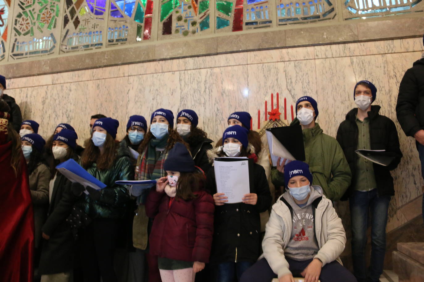 Los niños leoneses reciben a los Reyes Magos en la Estación de Renfe