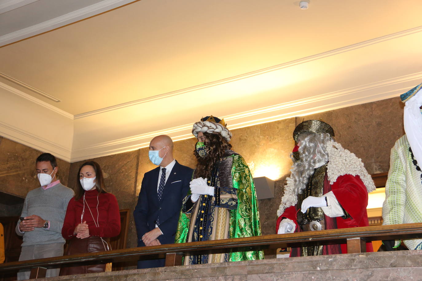 Los niños leoneses reciben a los Reyes Magos en la Estación de Renfe