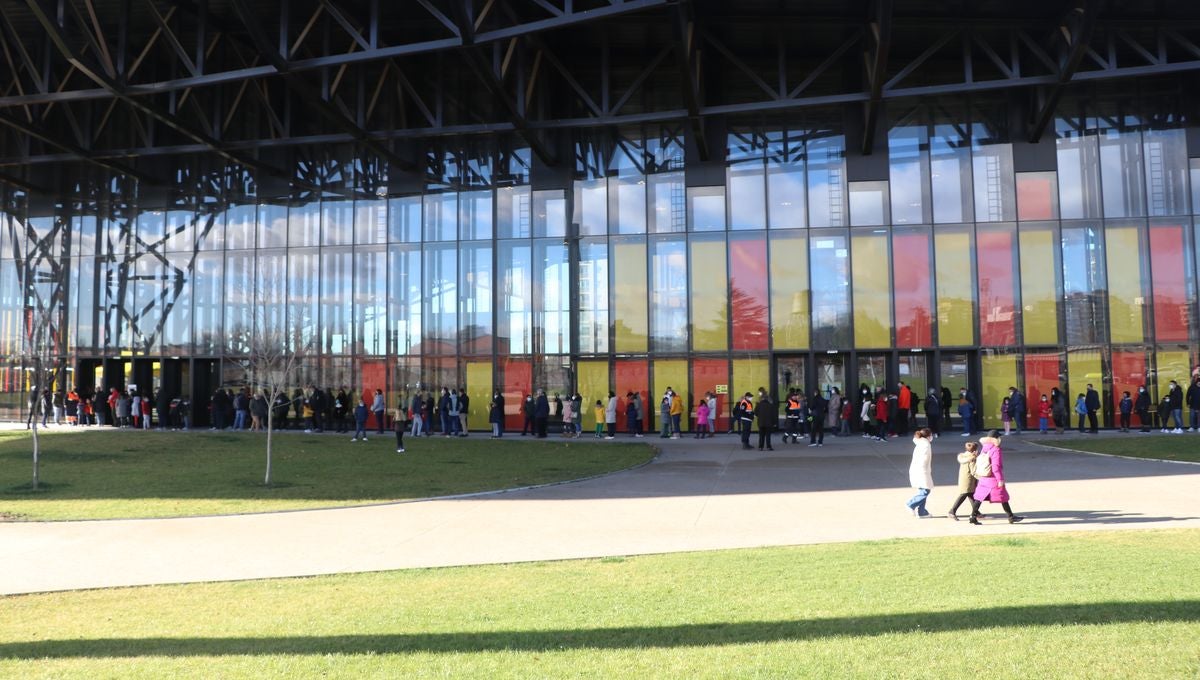 El Palacio de Exposiciones de León sigue siendo el 'fortín' leonés contra la covid-19, con la vacunación de menores y el cribado masivo como grandes 'armas' contra la pandemia