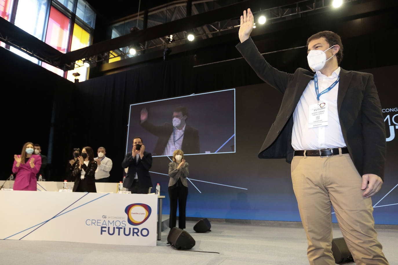 Inicio del XIV Congreso del Partido Popular de Castilla y León. En la imagen, elección de la Mesa del Congreso y aprobación del Reglamento del Congreso. En la imagen, la presidenta del Comité Organizador, Isabel Blanco.