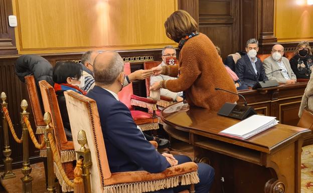 Galería. Sorteo de mesas electorales en León.