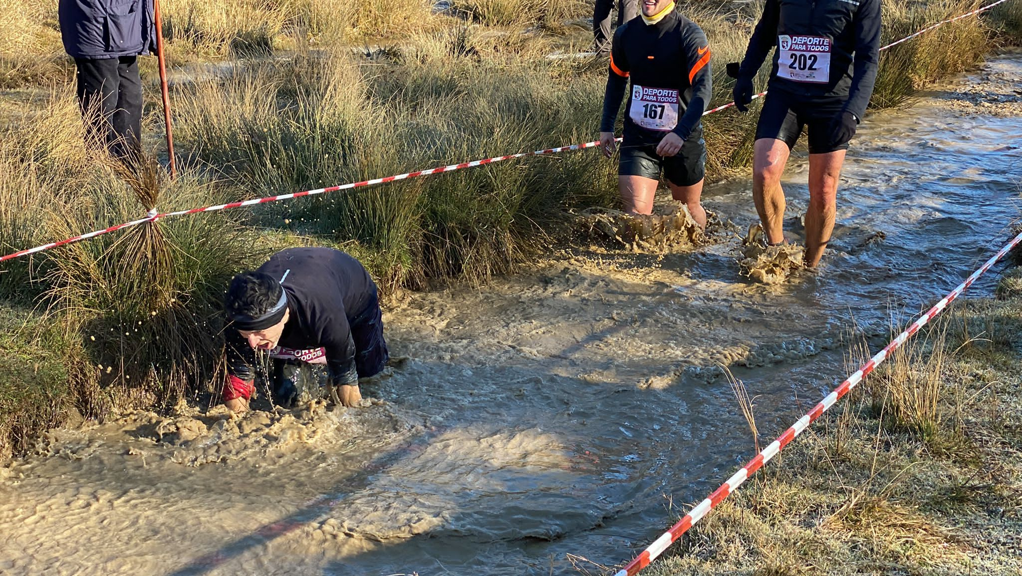 Jorge García Villacorta y Mónica Aller triunfan en el Cross de Villabalter