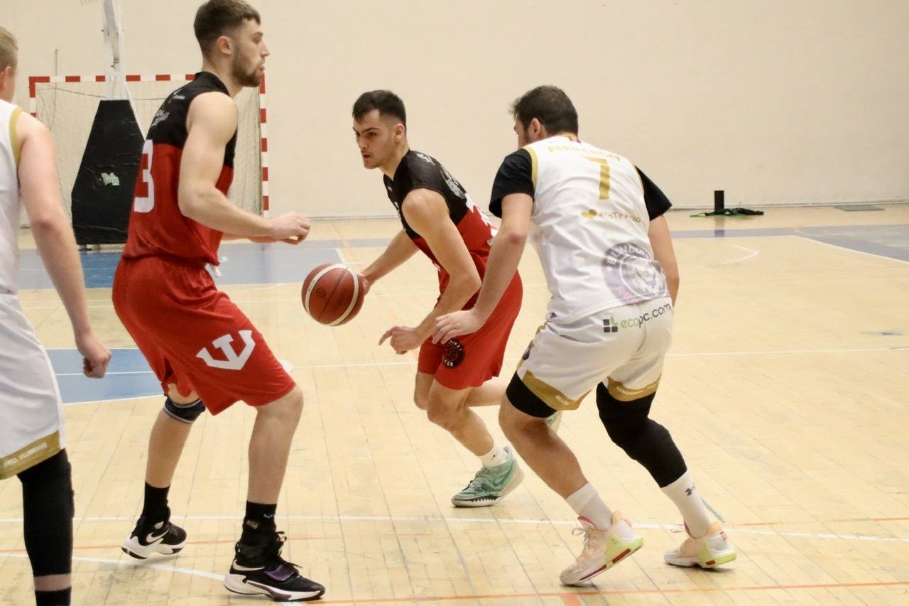 El Reino de León recibe en su feudo al Basket León en la que es la cuarta vez que se ven las caras tras hacerlo en liga y en dos ocasiones durante la pretemporada.