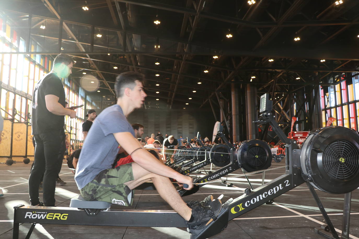 Competición de crossfit en el Palacio de Exposiciones de León.