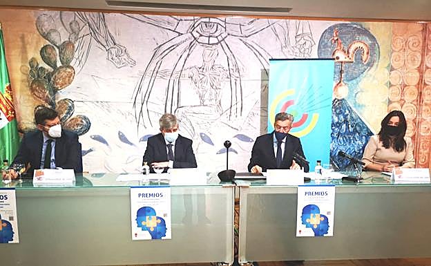 La Universidad de León presenta en el paraninfo Gordón Ordás los Premios a iniciativas de Transferencia de Resultados de Investigación.