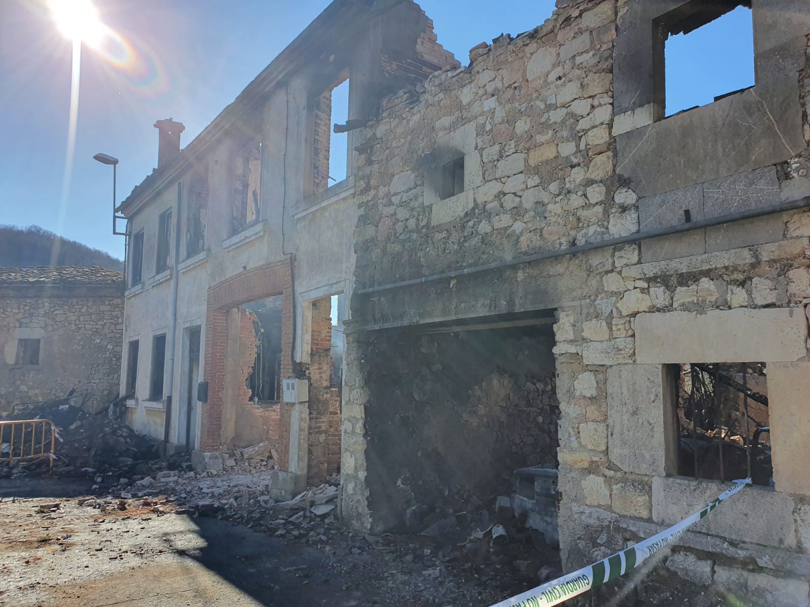 Incendio en una vivienda en Las Bodas. 