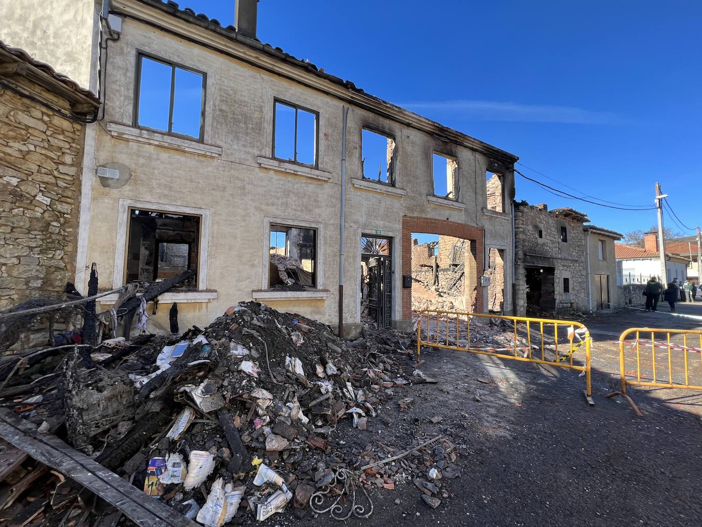 Incendio en una vivienda en Las Bodas. 