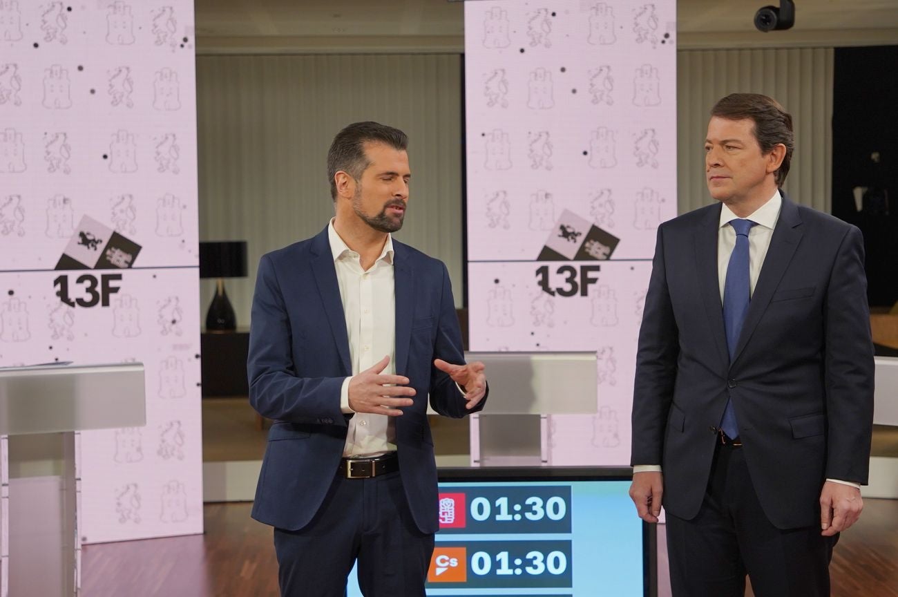 El candidato del PP, Alfonso Fernández Mañueco, el candidato Socialista, Luis Tudanca y el candidato de Ciudadanos, Francisco Igea, han debatido este lunes en la primera confrontación 'a tres' en la campaña.. 