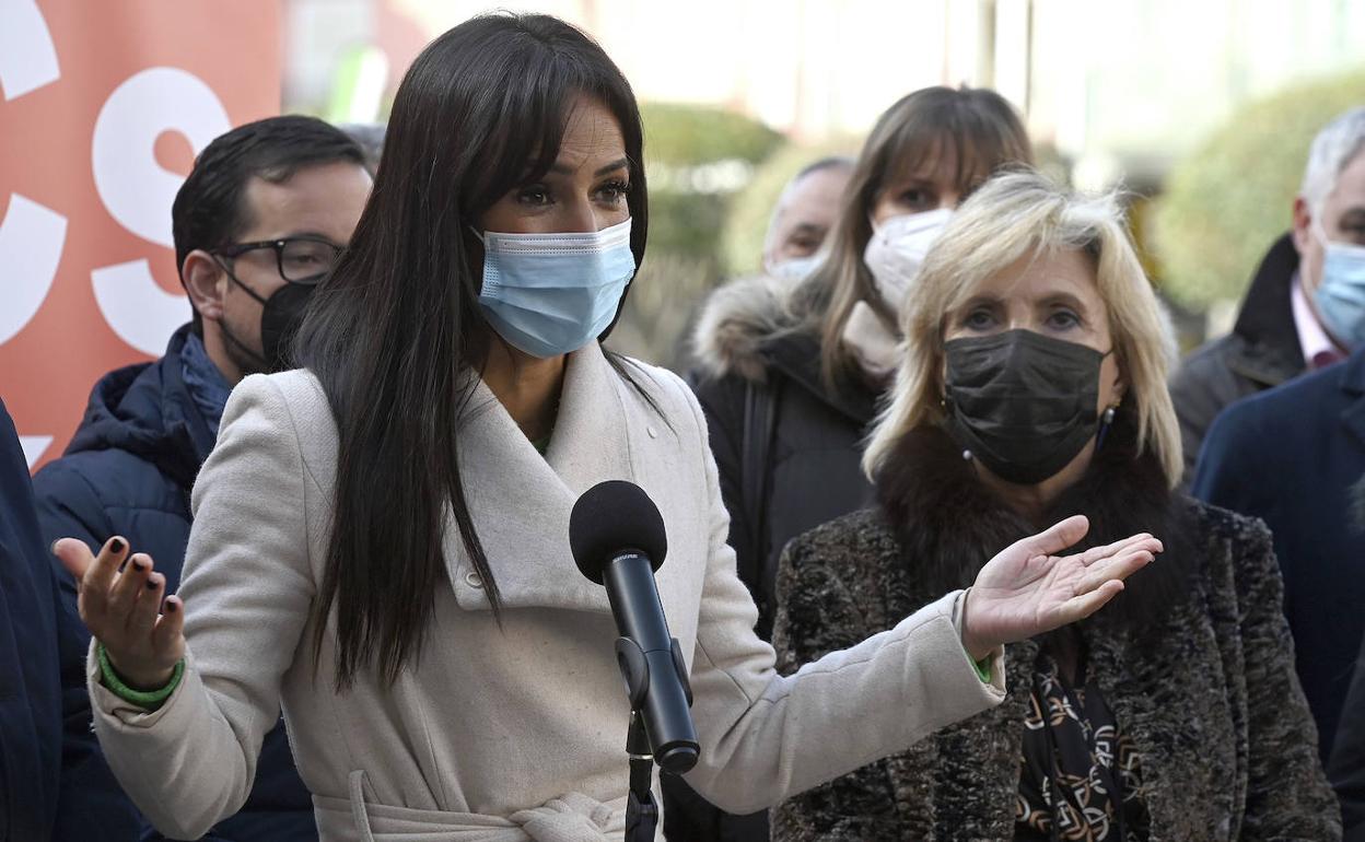 La vicealcaldesa y portavoz del Grupo Municipal de Ciudadanos en el Ayuntamiento de Madrid, Begoña Villacís, visita Burgos.