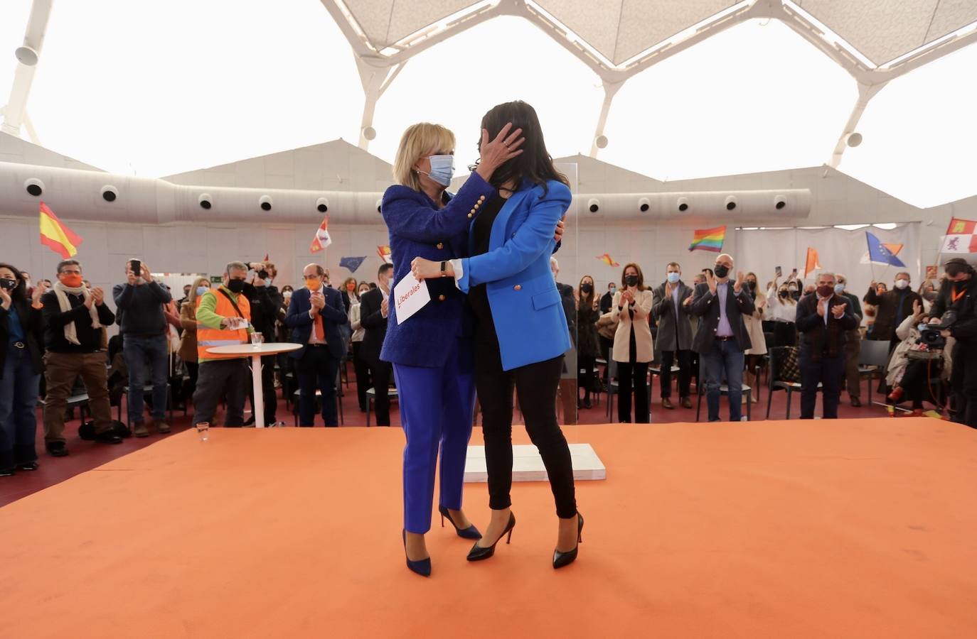 La presidenta de Ciudadanos, Inés Arrimadas, participa en el acto central de campaña de Ciudadanos Castilla y León junto al candidato a la Presidencia de la Junta de Castilla y León, Francisco Igea, y la candidata por Valladolid, Verónica Casado.