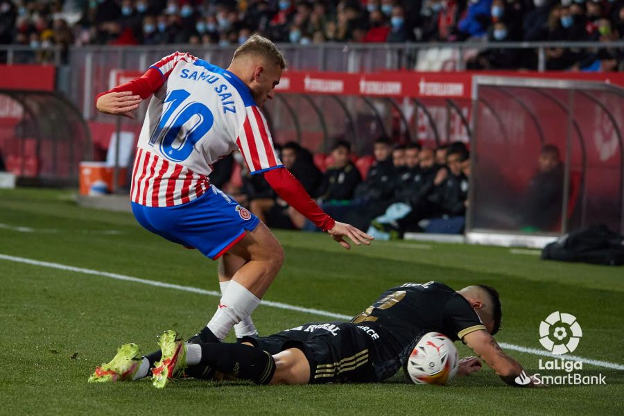 Los bercianos se enfrentan al Girona en un duelo directo por el playoff