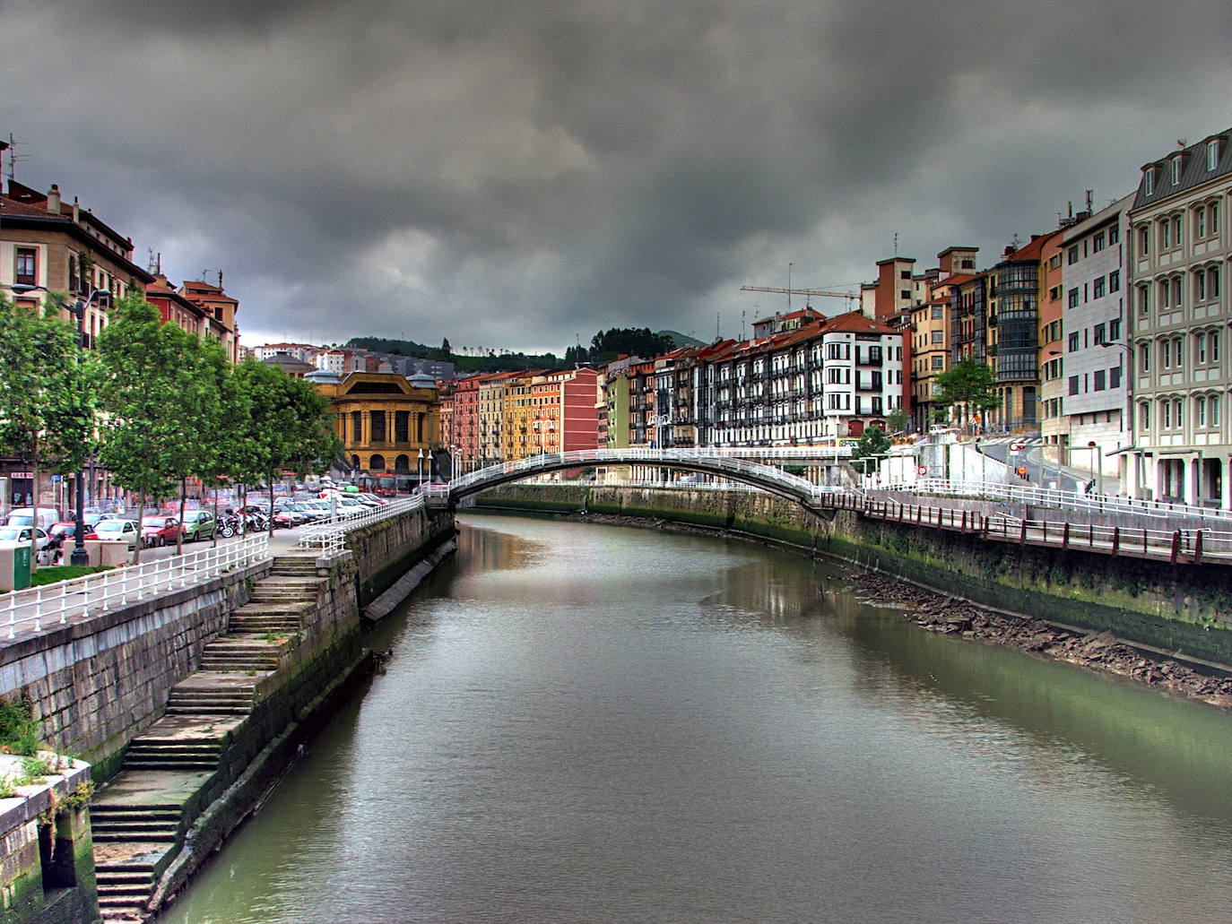 Puente de la Ribera en Bilbao