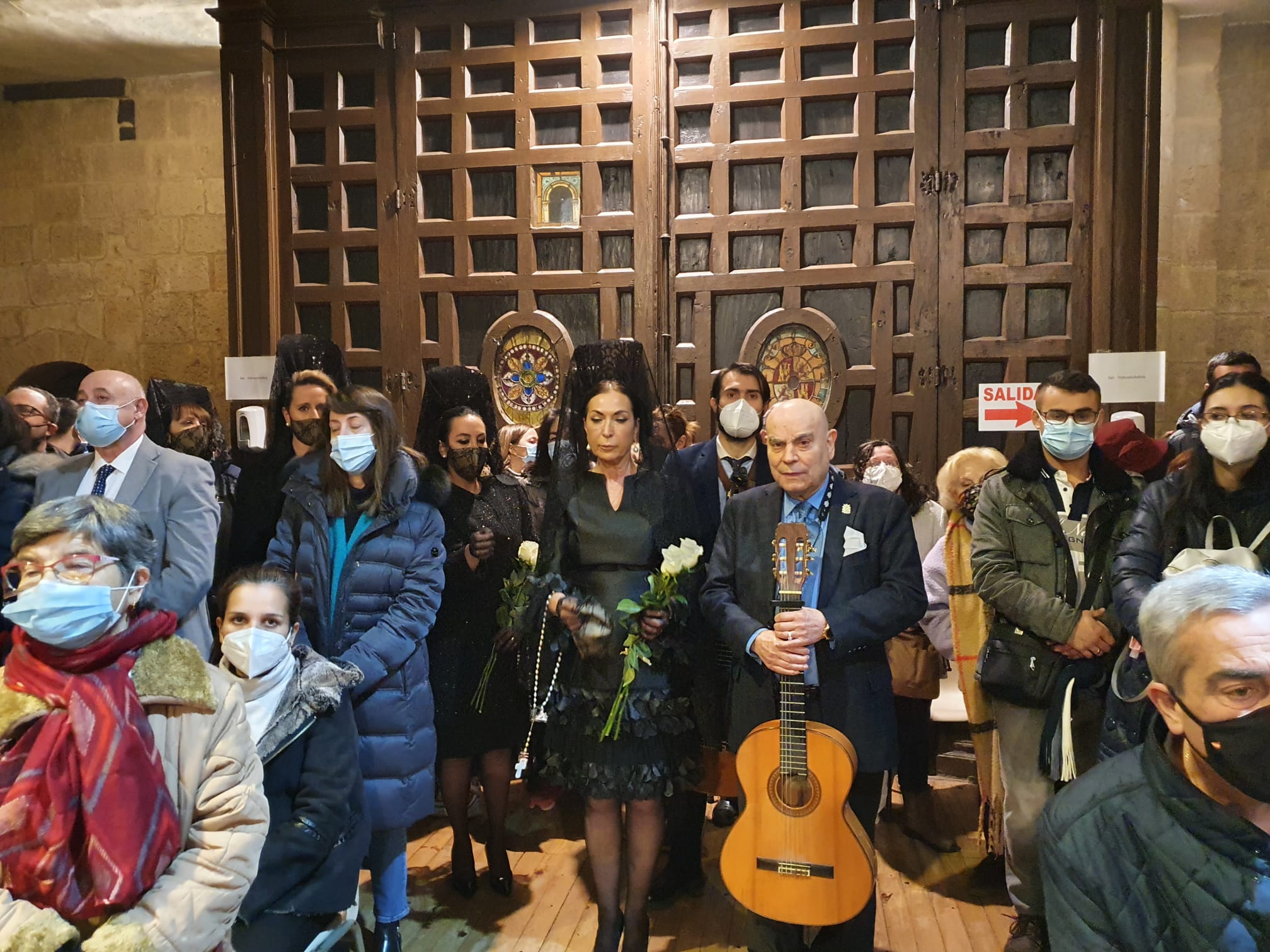 Fiel a la tradición la Parroquia de Nuestra Señora del Mercado, antigua del Camino, ha celebrado este miércoles la fiesta anual de 'La Aparición'