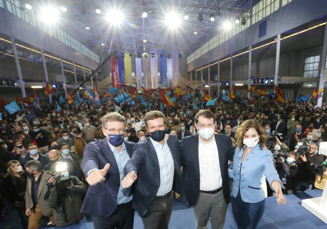 Fotos: El candidato del Partido Popular a la Presidencia de la Junta, Alfonso Fernández Mañueco, participa en un acto público en Valladolid con los presidentes autonómicos del PP