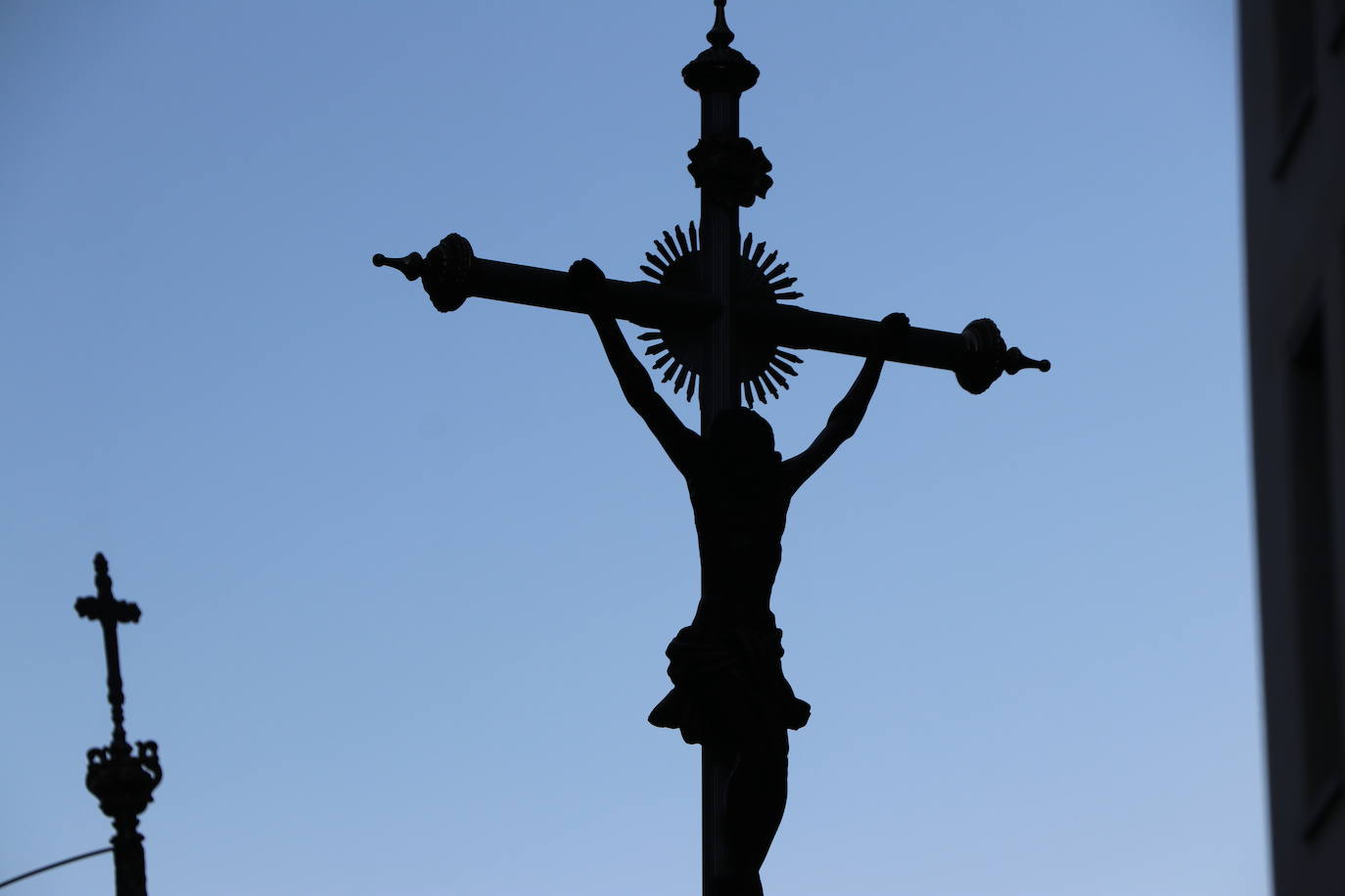 El paso recorrió este sábado las calles de la capital.