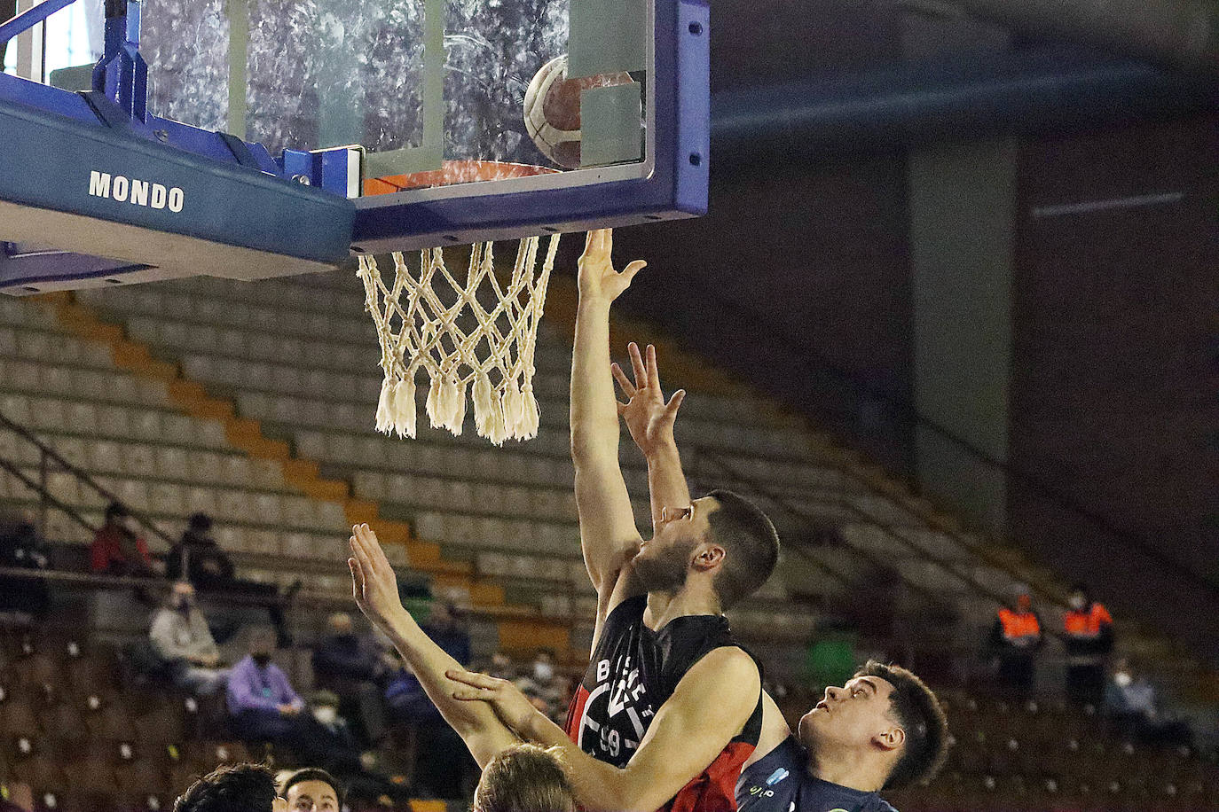 Victoria de Basket León ante Ávila para seguir con una tendencia positiva