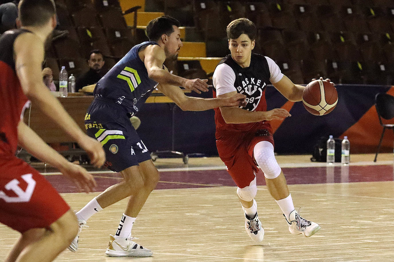 Victoria de Basket León ante Ávila para seguir con una tendencia positiva