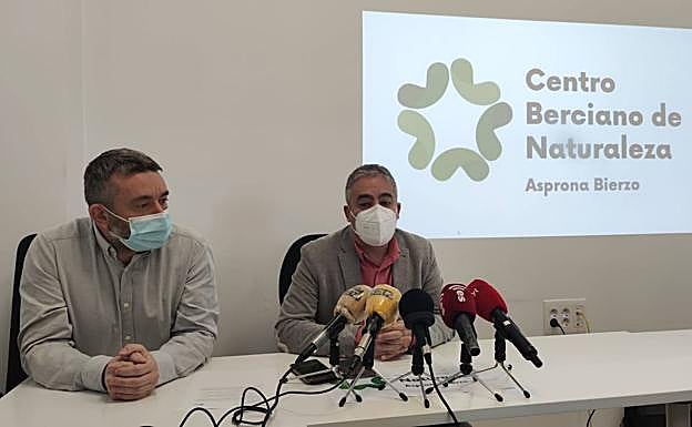 El director general de Asprona Bierzo, Valentín Barrio, y el responsable del CBN, José Antonio García, en la presentación.