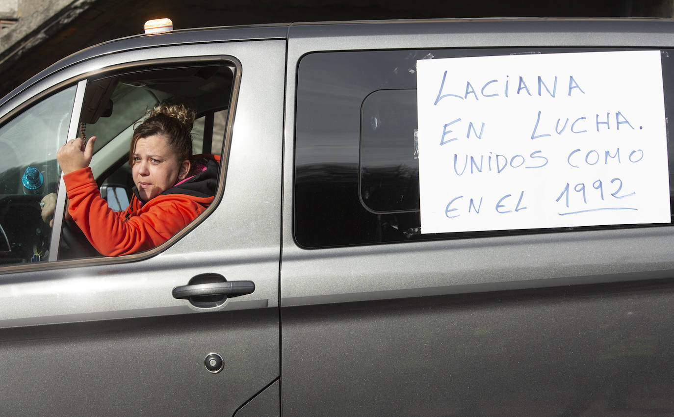 Tercera etapa de la marcha a pie entre Villablino y Ponferrada en defensa de la sanidad pública de Laciana y del Bierzo, entre las localidades bercianas de Páramo del Sil y Toreno.