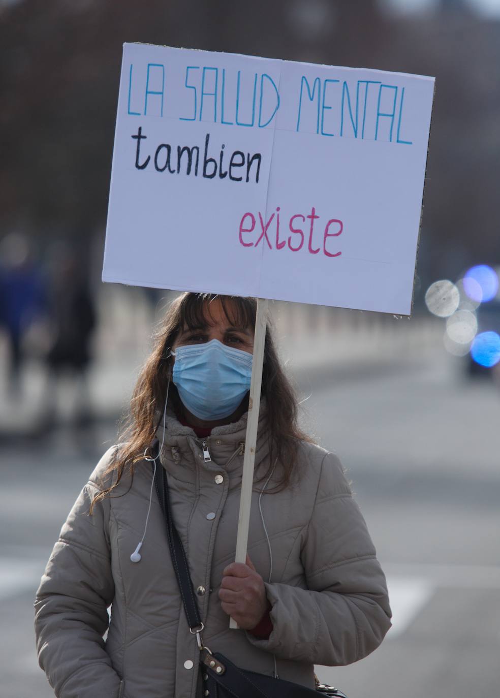 La marcha blanca avanza en su camino a Ponferrada. Los componentes de la misma remarcan la urgente necesidad de contar con medios sanitarios necesarios para atender la zona