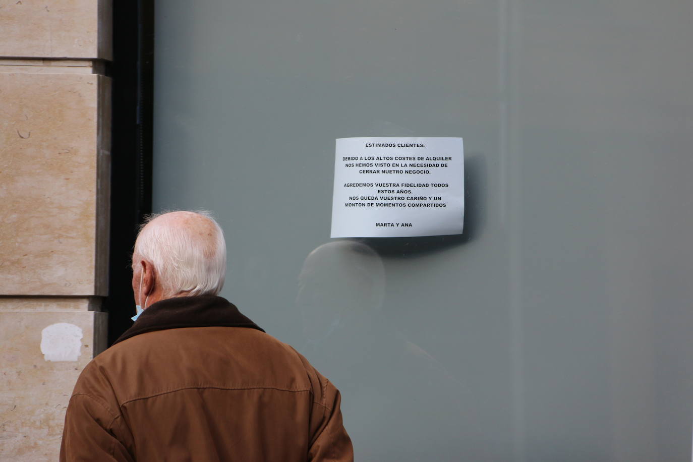 La panadería Granier empapelada por su cierre