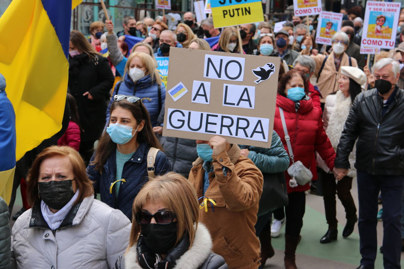 Miles de personas recorren la distancia entre Guzmán y Botines para apoyar al pueblo ucraniano en la guerra que están sufriendo a miles de kilómetros.