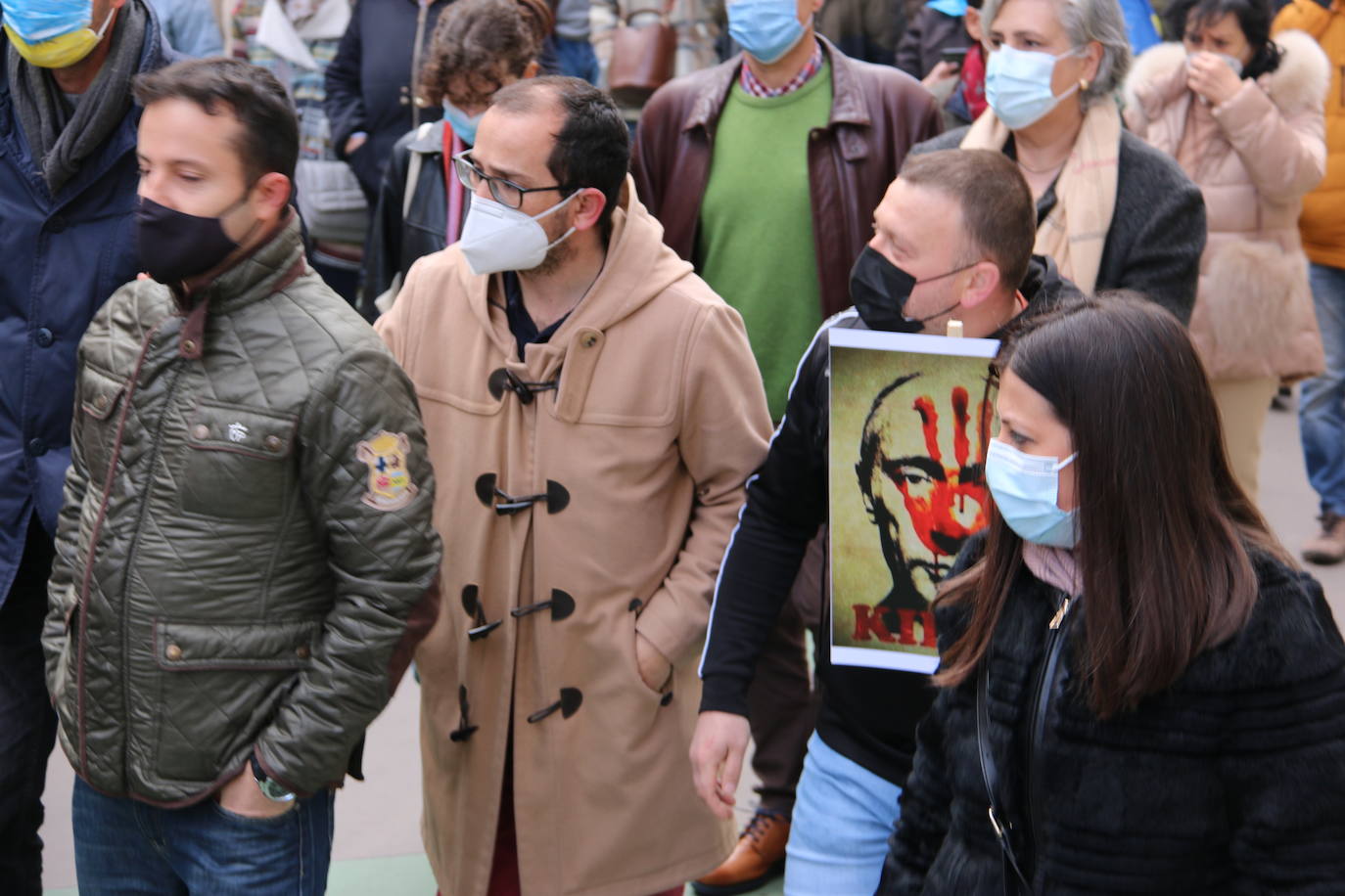 Miles de personas recorren la distancia entre Guzmán y Botines para apoyar al pueblo ucraniano en la guerra que están sufriendo a miles de kilómetros.