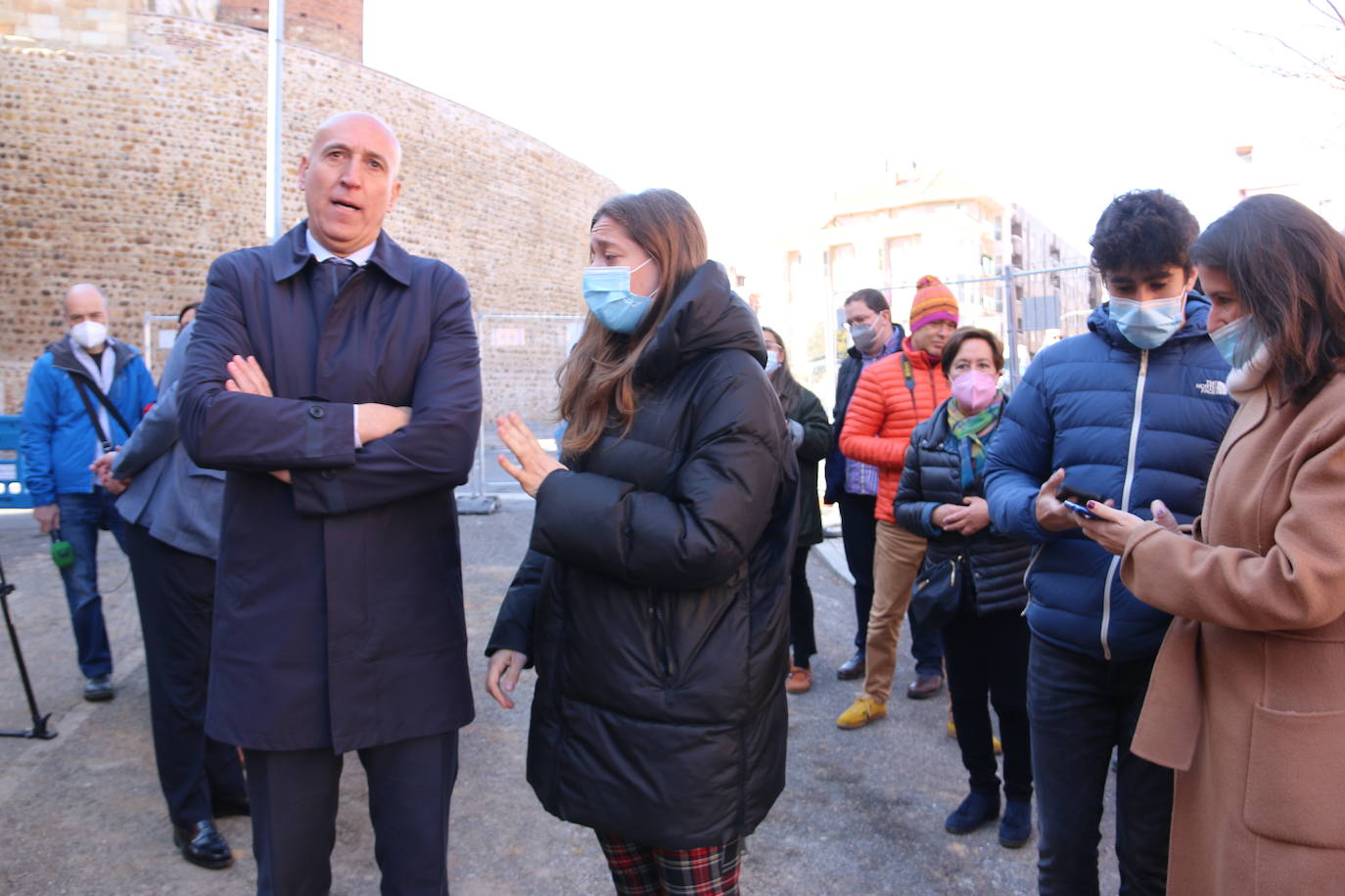 Los arqueólogos siguen buscando vestigios a la espera de dar paso a las obras de peatonalización de las calles Carreras y Los Cubos.