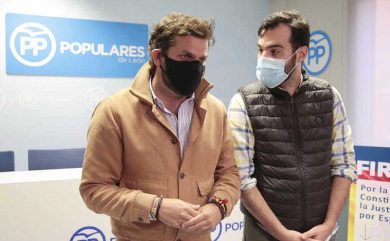 PP de León, año 1 post-Teo