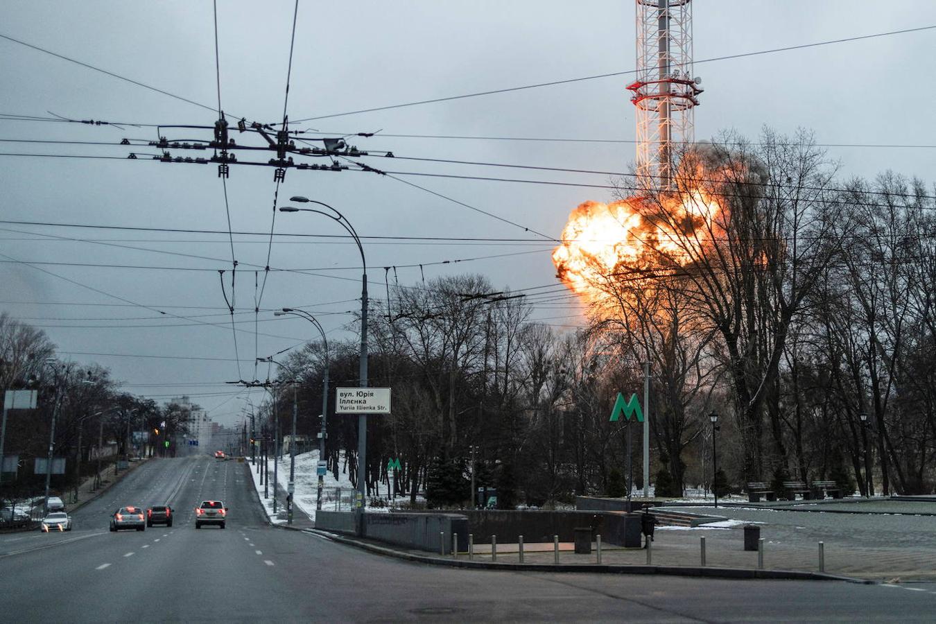 La torre de la televisión ucraniana, tras ser atacada por el ejército ruso