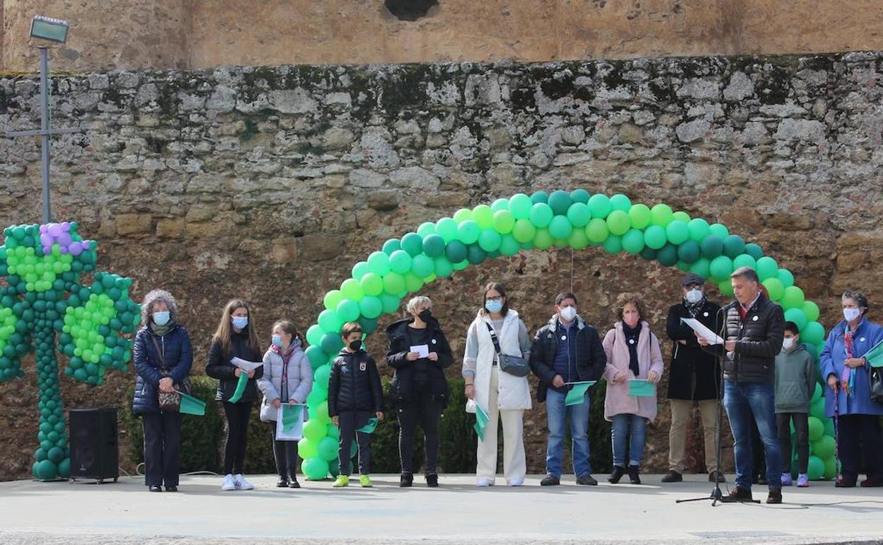 Abrazo solidario, acto en Valencia de Don Juan. 