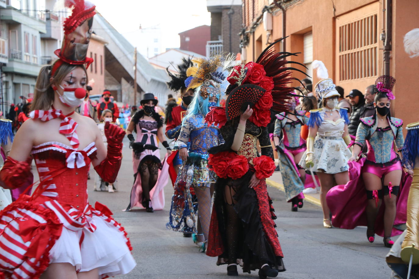 Cabalgata del sábado de Piñata en Astorga.