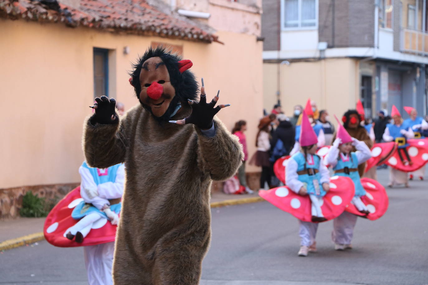 Cabalgata del sábado de Piñata en Astorga.