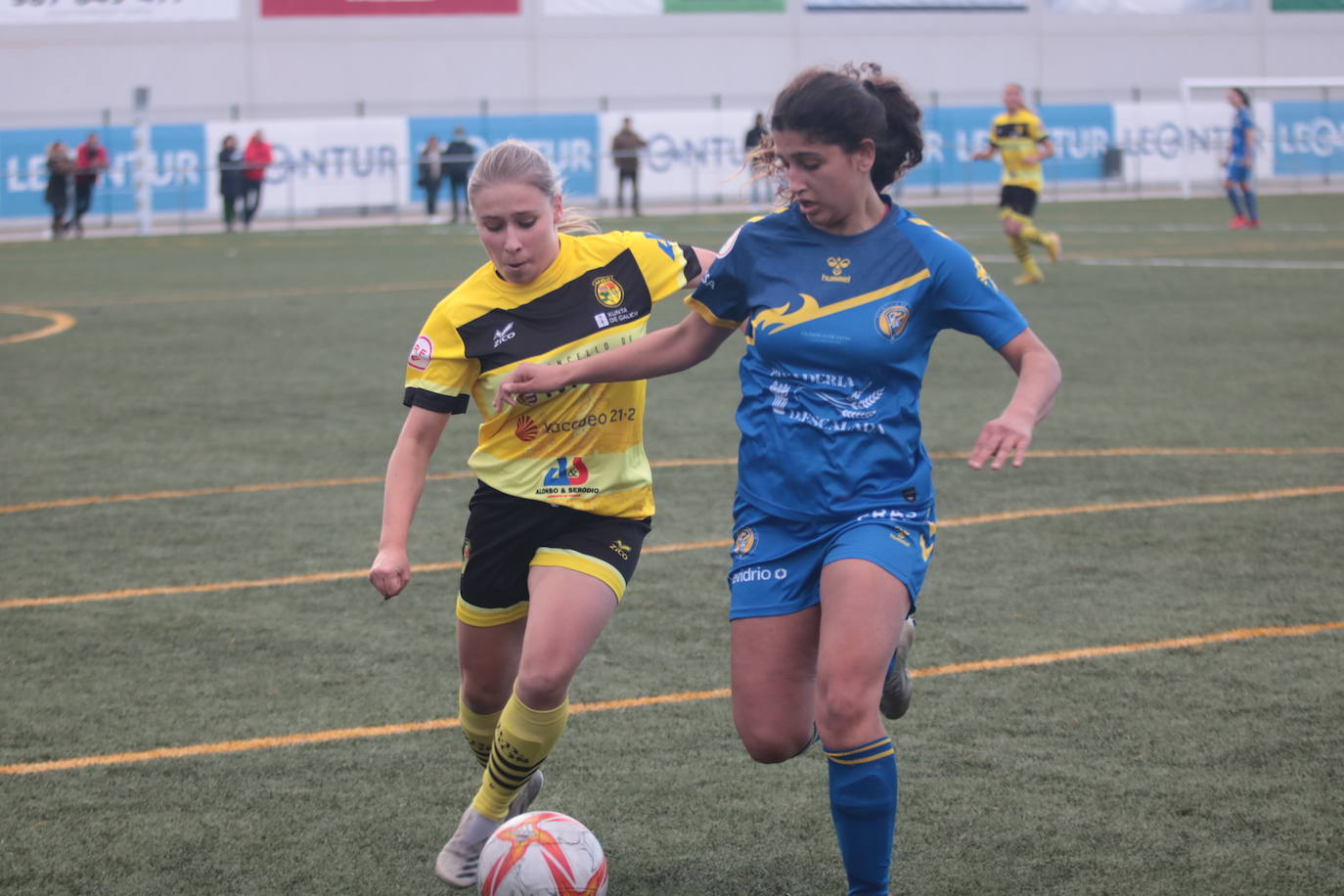 El conjunto leonés cae ante las gallegas por la mínima.