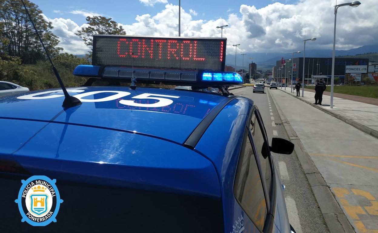 Control de la Policía Municipal de Ponferrada. 