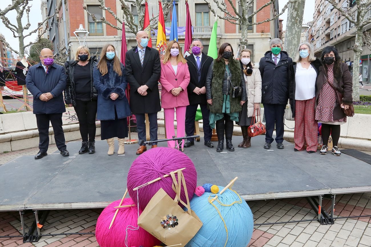 Actos del Día Internacional de la Mujer en la plaza de la Inmaculada de León. 