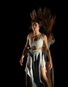 Imagen secundaria 2 - El espectáculo de danza &#039;Miradas en blanco&#039; se sube el domingo a la escena del Auditorio Ciudad de León