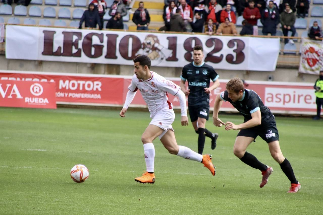 El conjunto leonés se medía a los riojanos en el Reino de León en una nueva jornada de la Primera División RFEF.