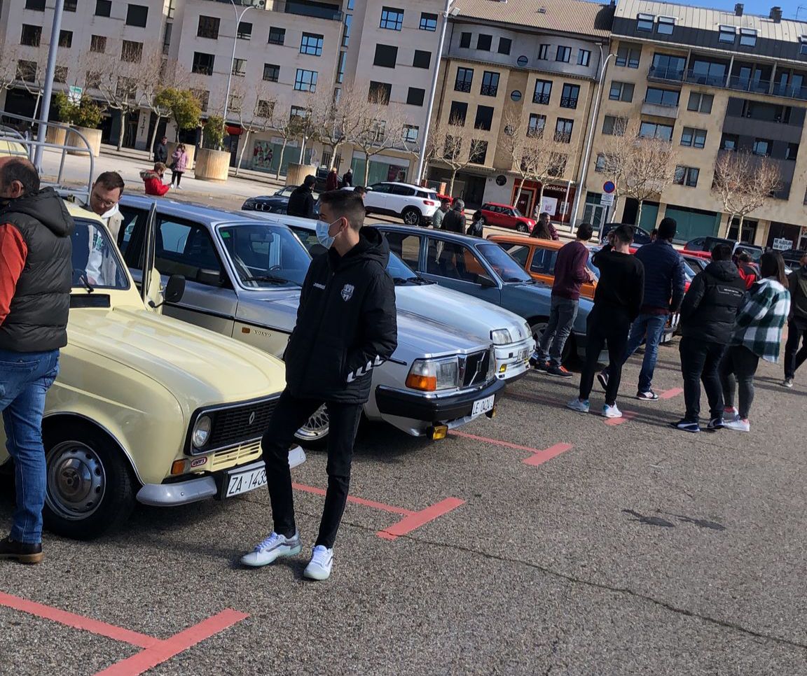 Fotos: Concentración de vehículos clásicos en la Junta