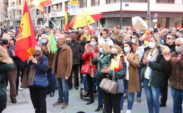 Algunos concetrados en Ordoño II en León. 