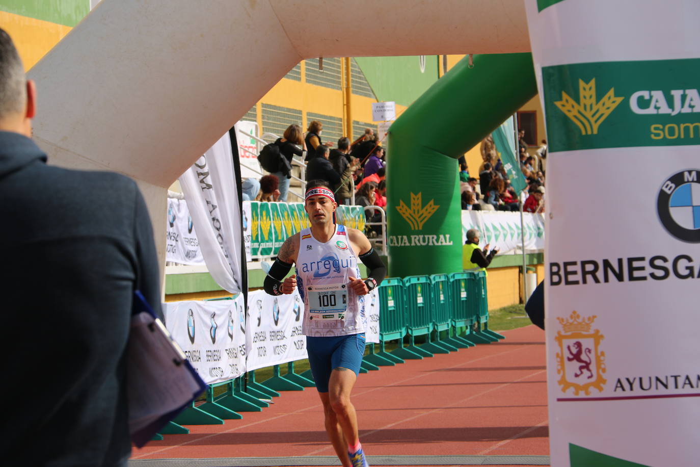 Fotos: Llegada a meta de la Media Maratón