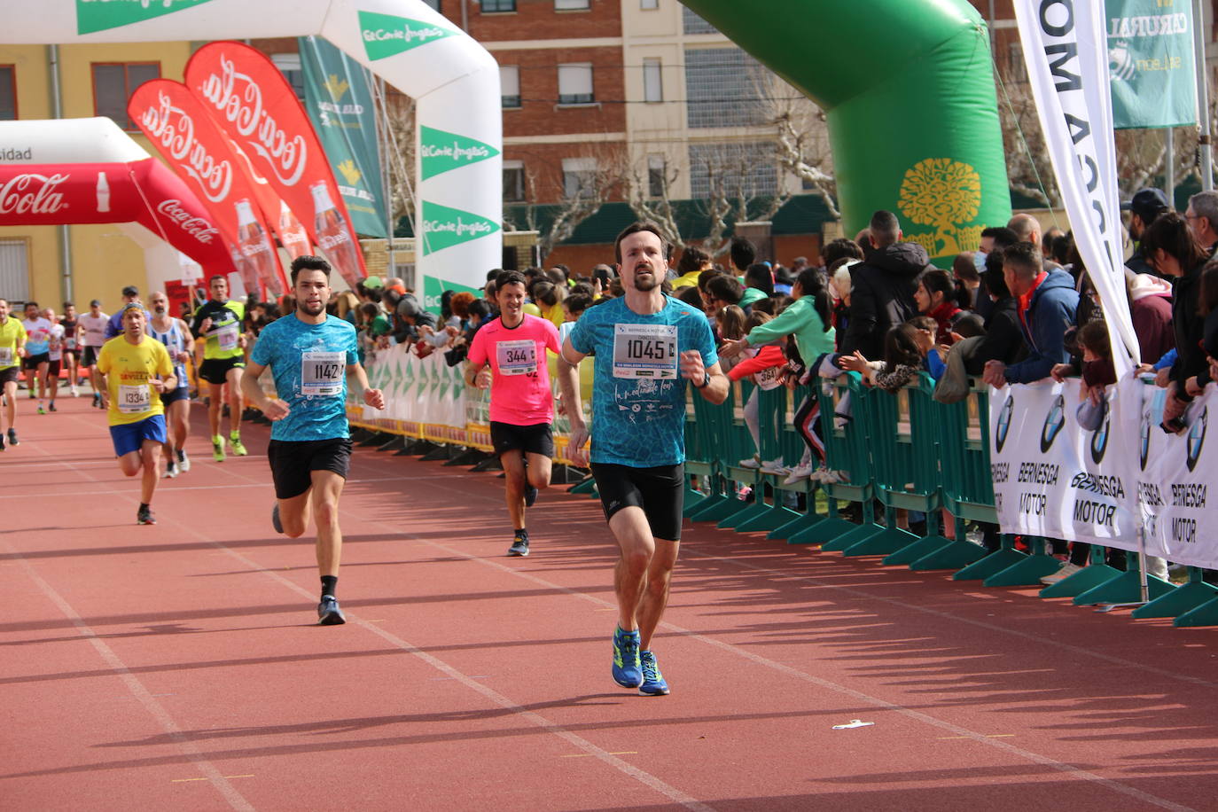 Fotos: Llegada a meta de la Media Maratón